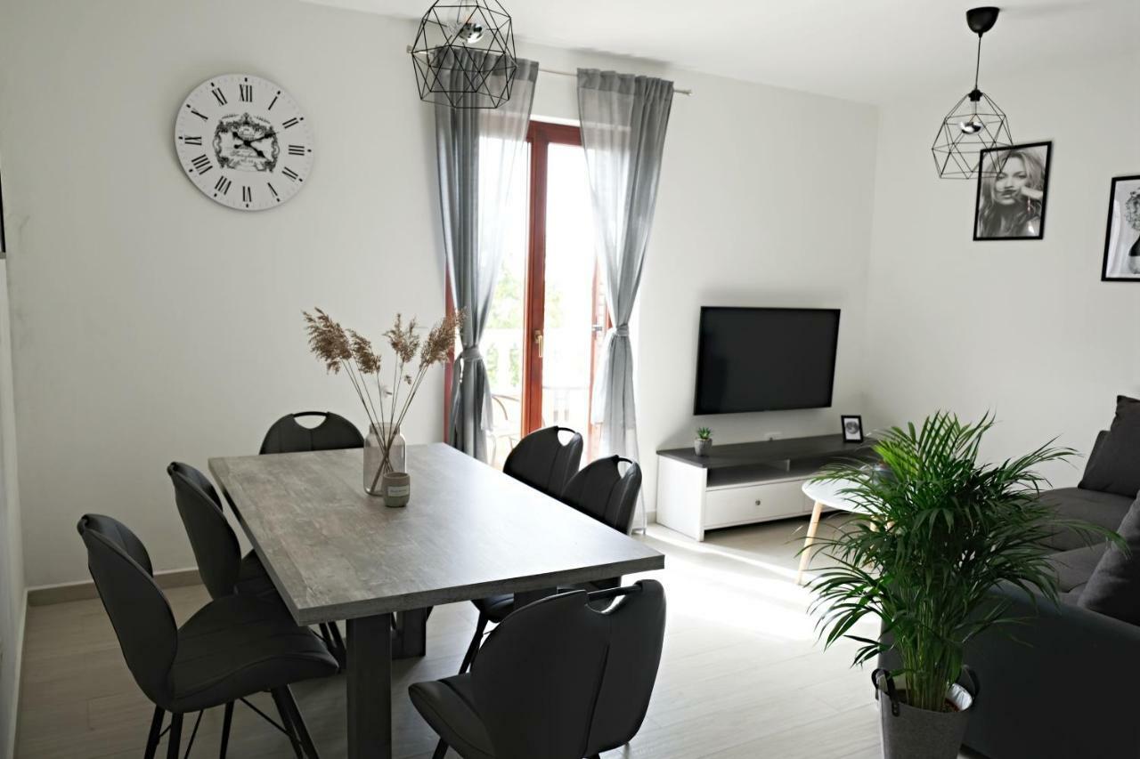 Apartment Luna Umag Ngoại thất bức ảnh
